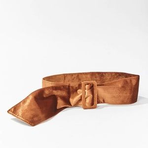 Forever 21 Velvet Waist Belt